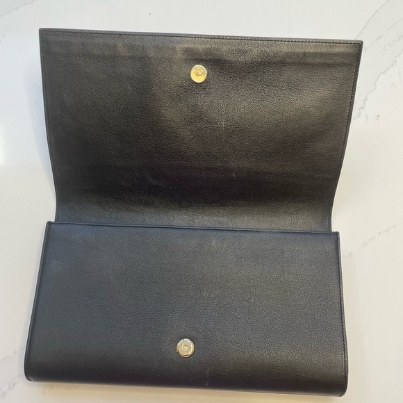 Saint Laurent Belle de Jour Black Leather Clutch - Picture 3 of 7